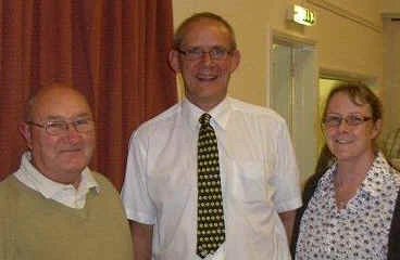 NeilForbesWifeGrayhamCornwall.jpg (32155 bytes)